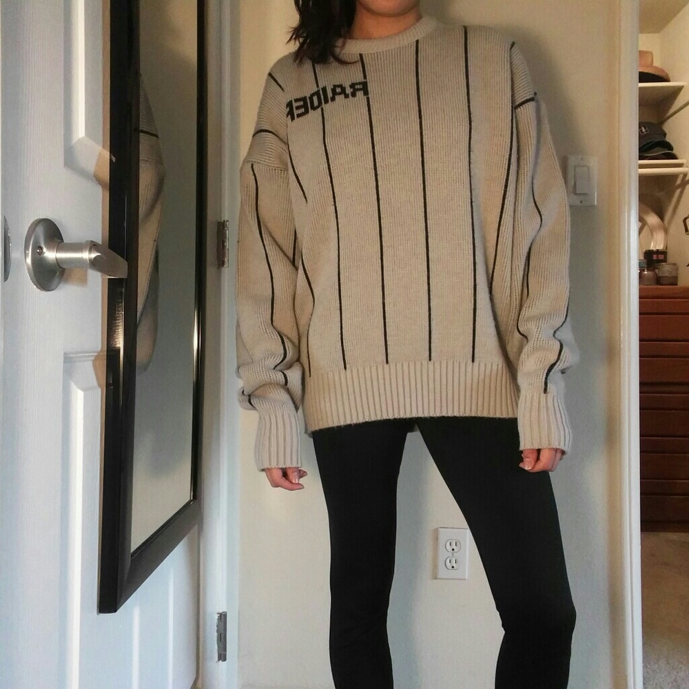 Vintage Raiders Sweater